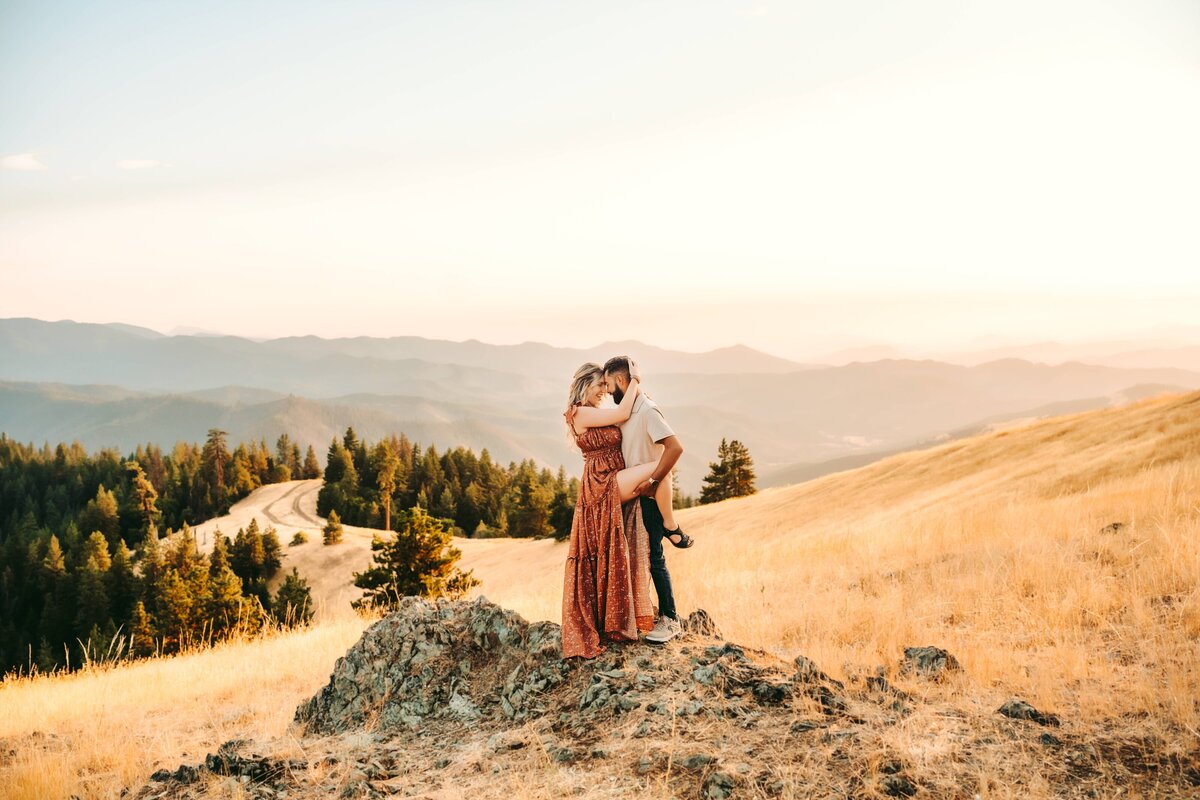 Couple Holding Hands in a Field | Photography by Jocelyn