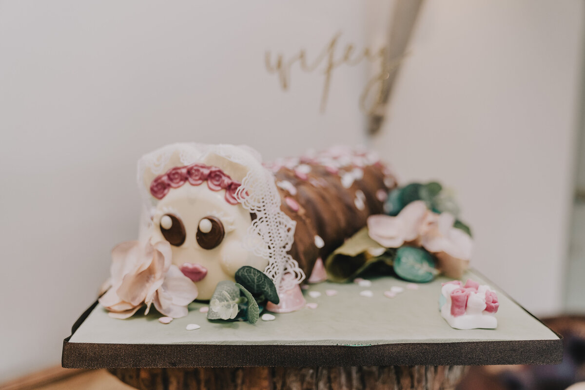 Compasses at Pattiswick Caley Photography Essex Wedding Photography -01