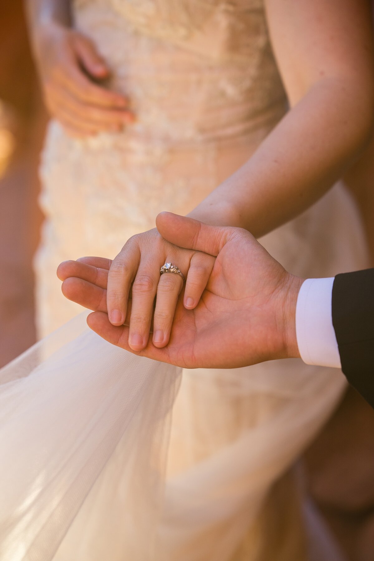 Cathedral_Rock_Elopement_Sedona_AZ_Danielle_Holman_Wedding_Photographer_0170