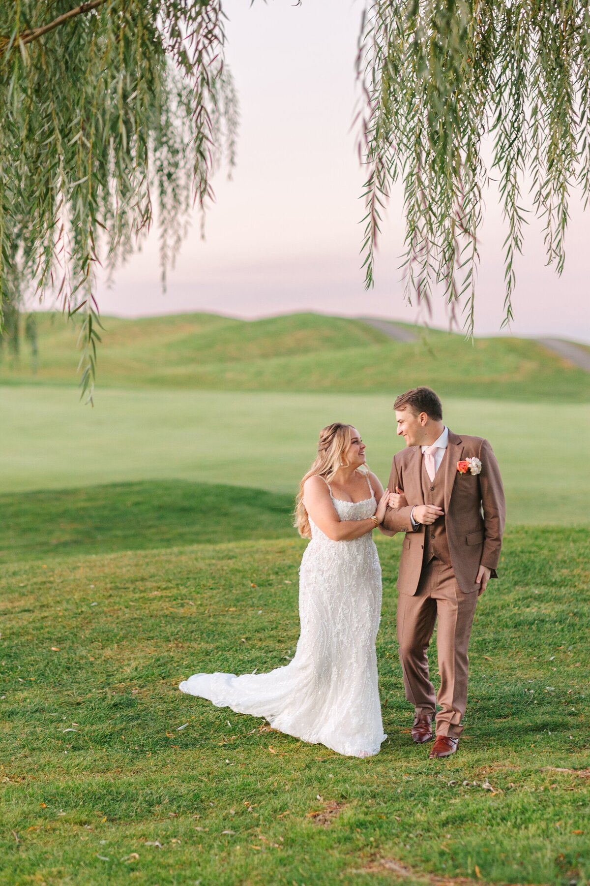 Vibrant_Palm_Springs_Inspired_Red_Barn_at_Outlook_Farm_Summer_Photography_Maine_Wedding_Photographer_0089
