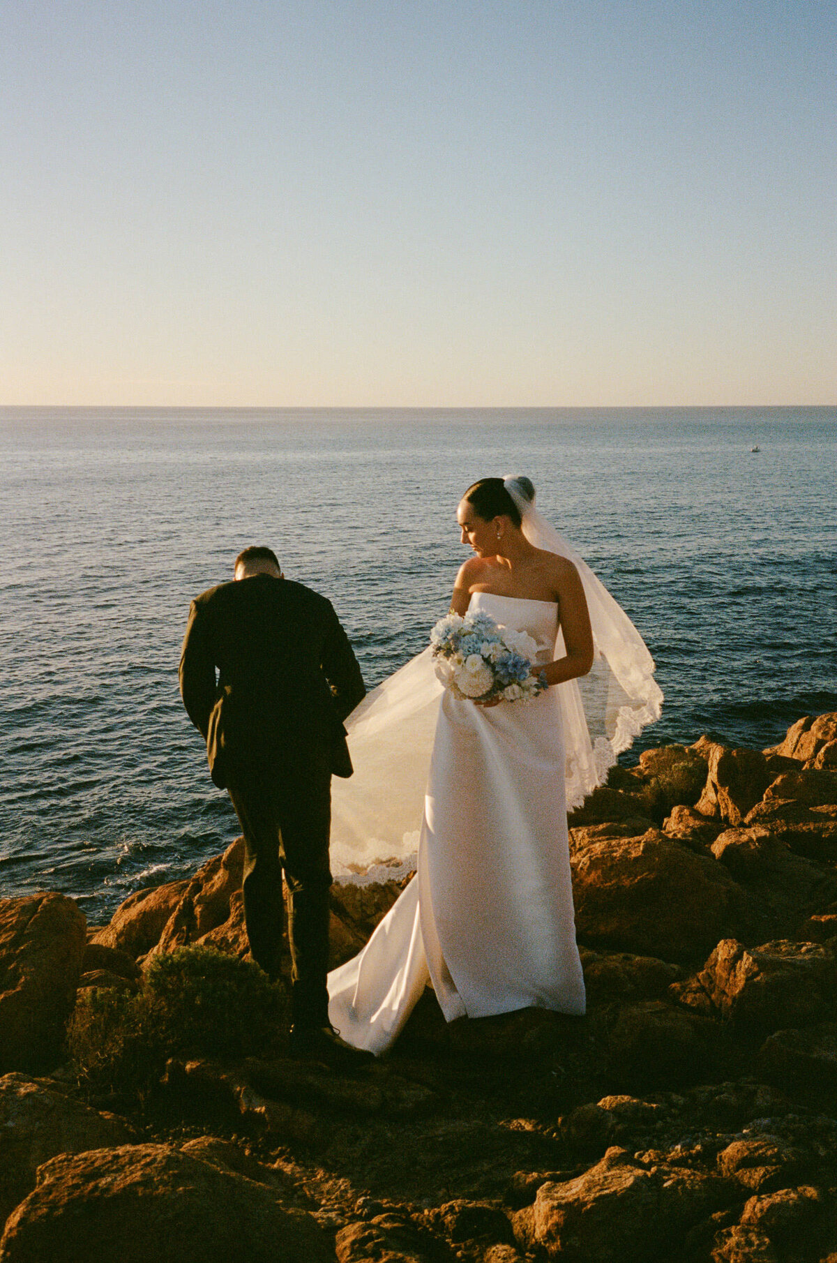 35mm Wedding Photographer