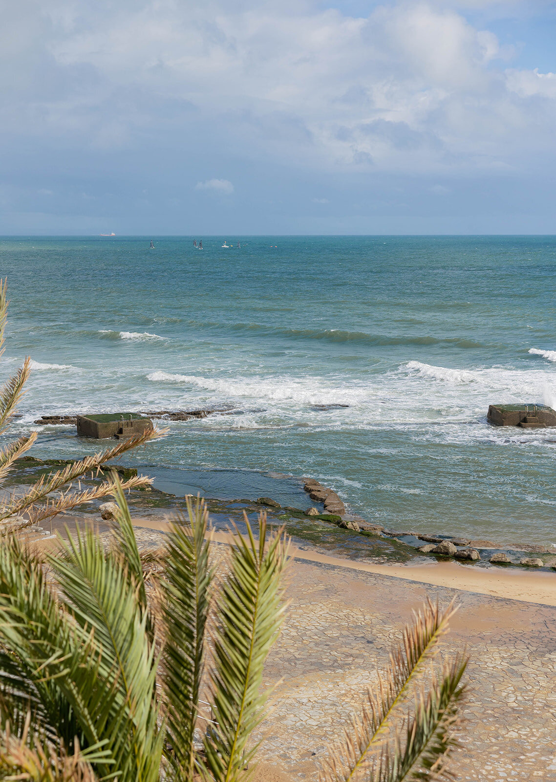 1-brady-portugal-wedding-WestRose_23