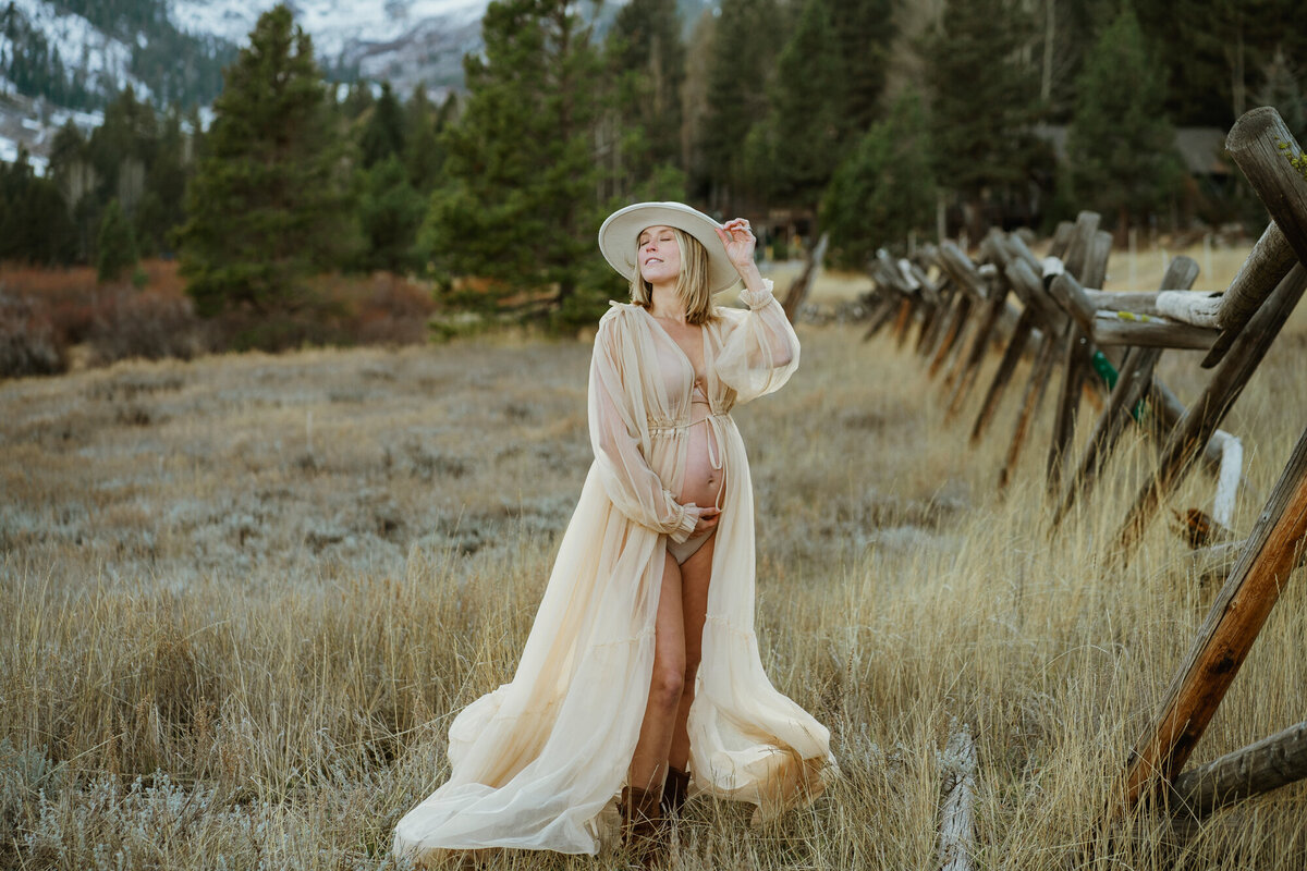 Lake Tahoe-Maternity-Photographer-83