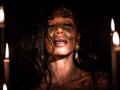 SARAH HOLLIS 2665776