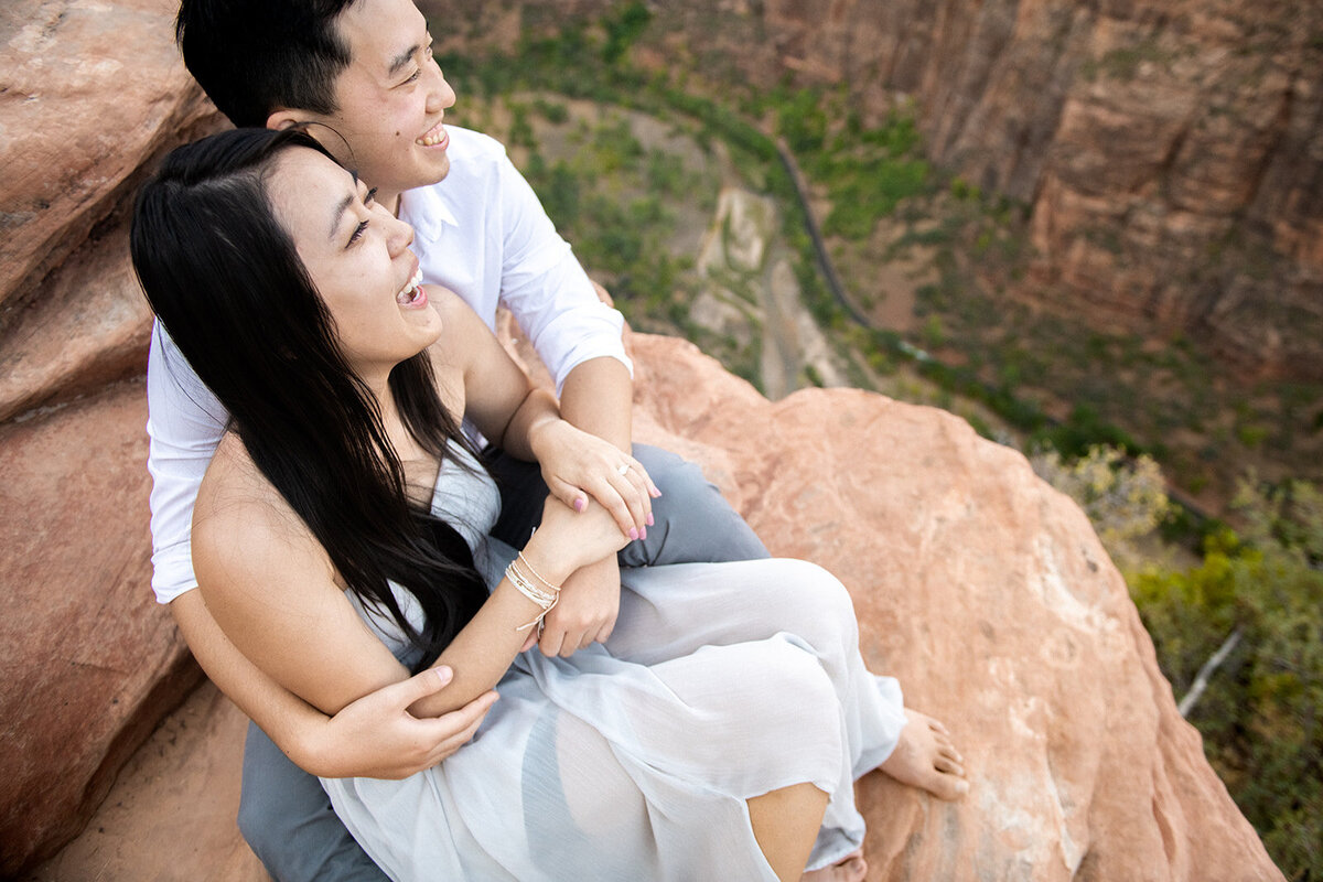 zion-national-park-engagement-photographer-wild-within-us (48)