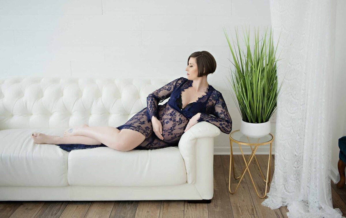 middletown-delaware-womens-boudoir-studio-jenn-bruno-smith