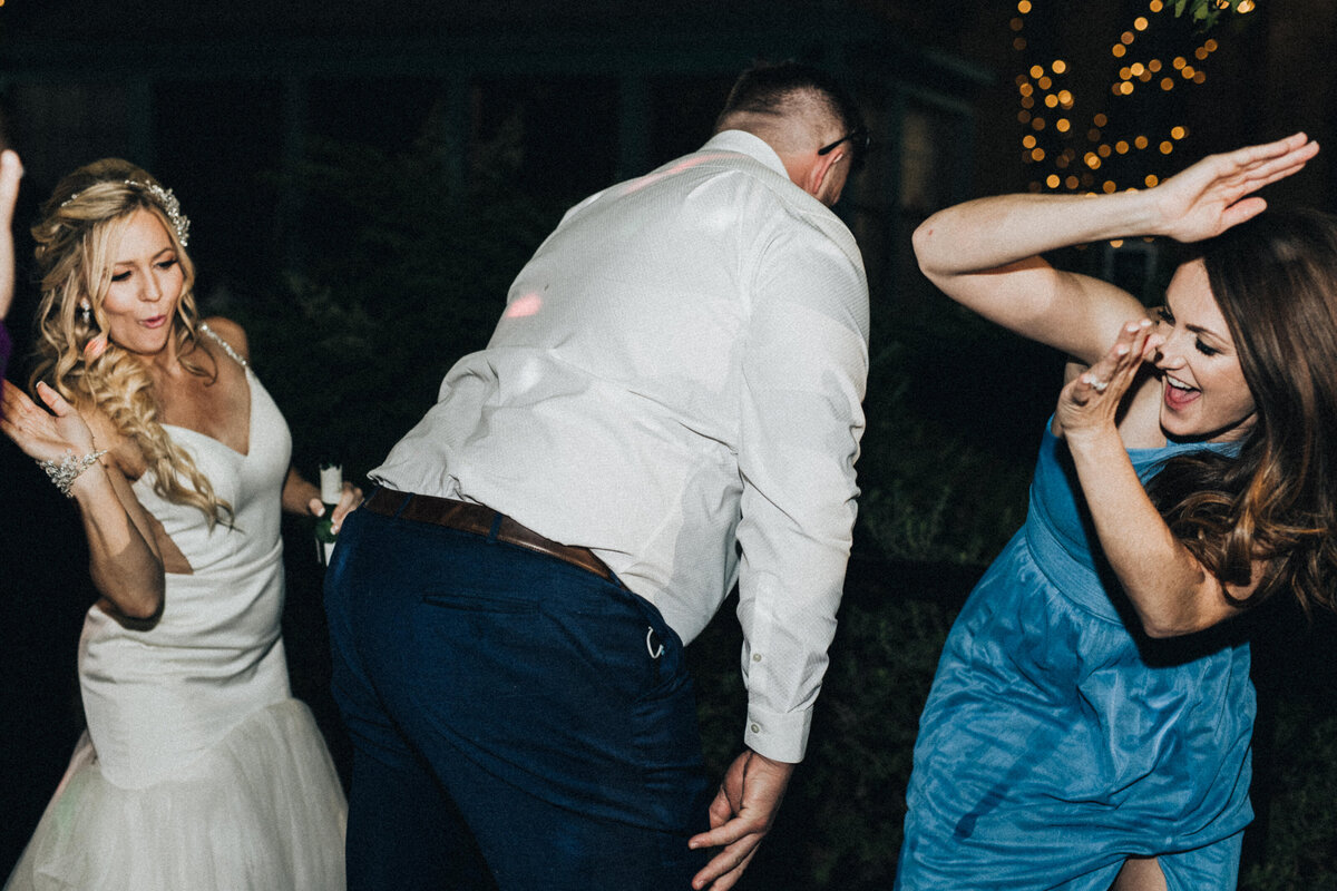 dancing-reception-kingan-gardens-tucson-wedding-photography