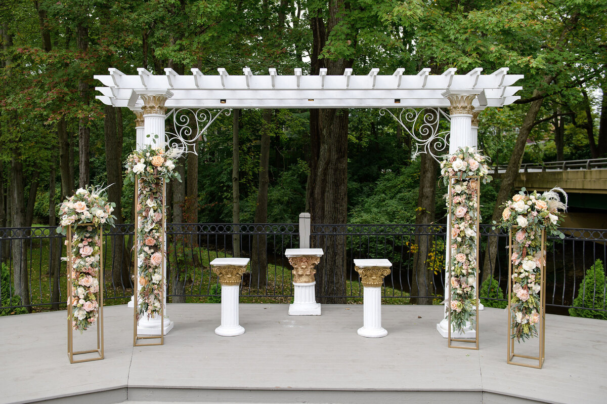 wedding at Grand Pacific Gardens