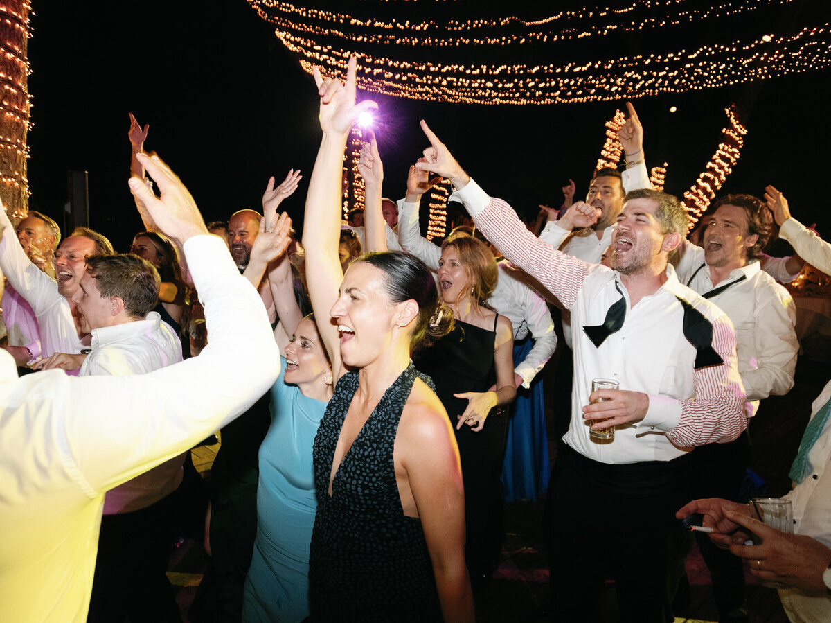 Black-Tie-Wedding-at-Four-Seasons-and-Vouliagmeni-Lake-119