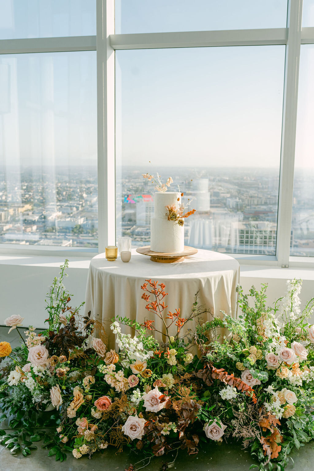RINAANDEDDY_DTLA_LOSANGELESWEDDING_SALLYPINERAPHOTOGRAPHY_CCLWEDDINGS-552