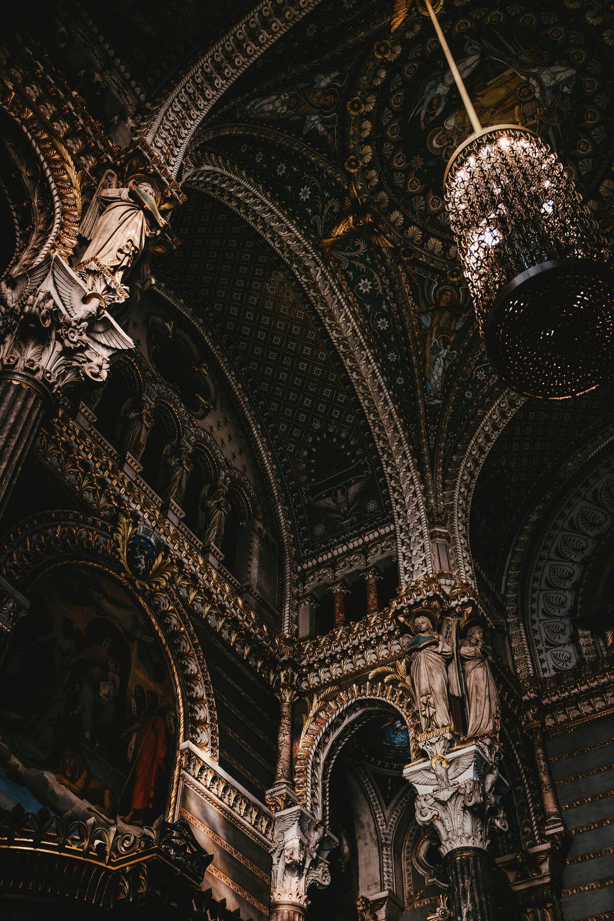 pexels-adrien-olichon-1257089-3534755
