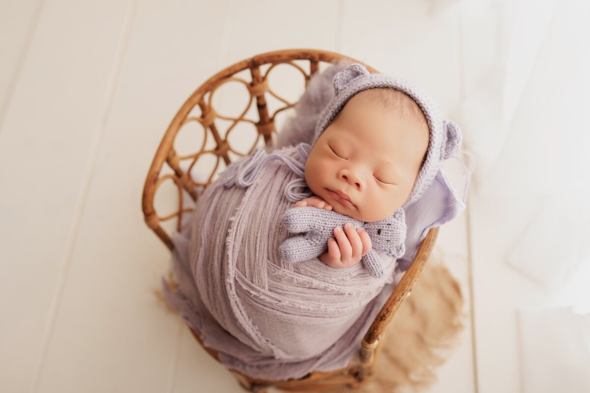Professional newborn photos in Elk Grove