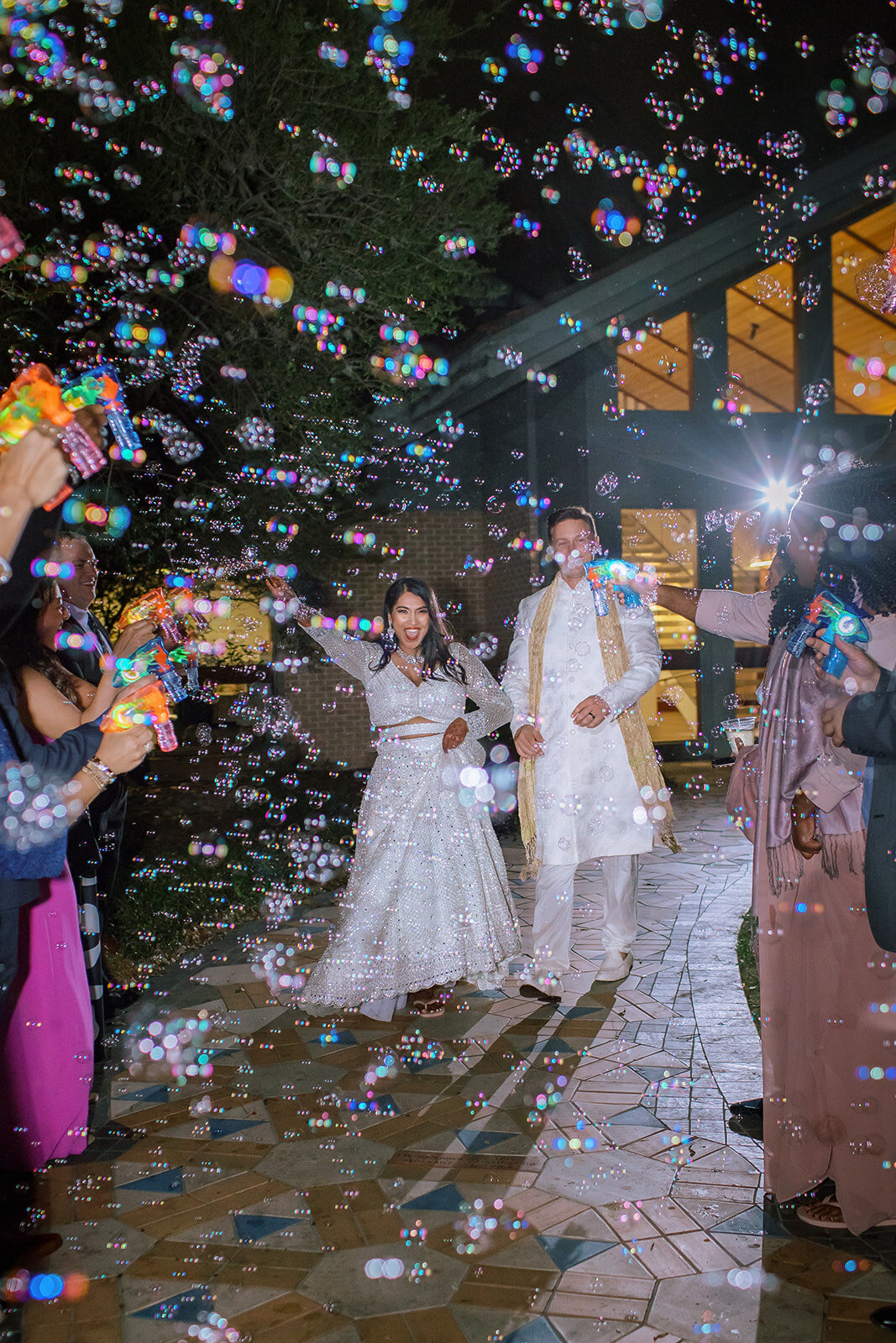 Austin-Wedding-Bubbles-Cold-Sparks