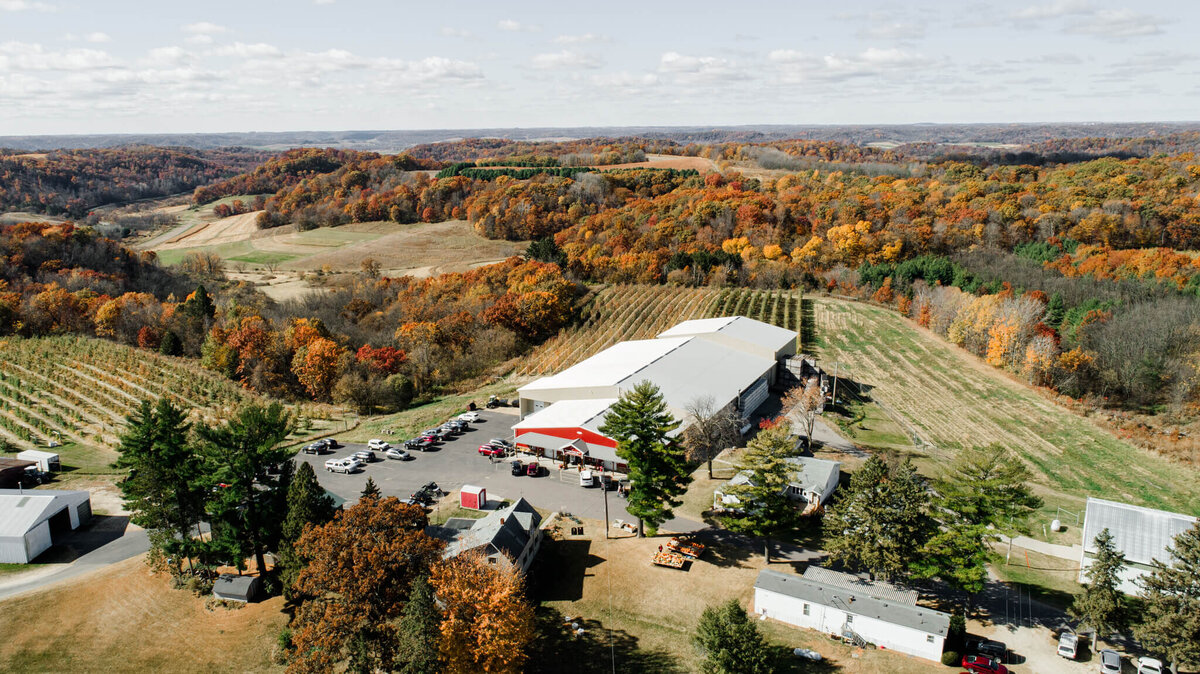 Oakwood-Fruit-Farm-Apple-Orchard-Richland-Center-Wisconsin-11