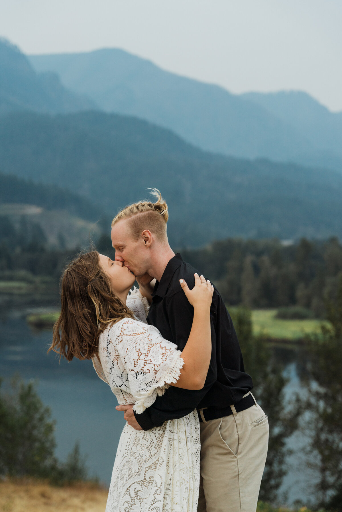 oregon-elopement-photographer-4
