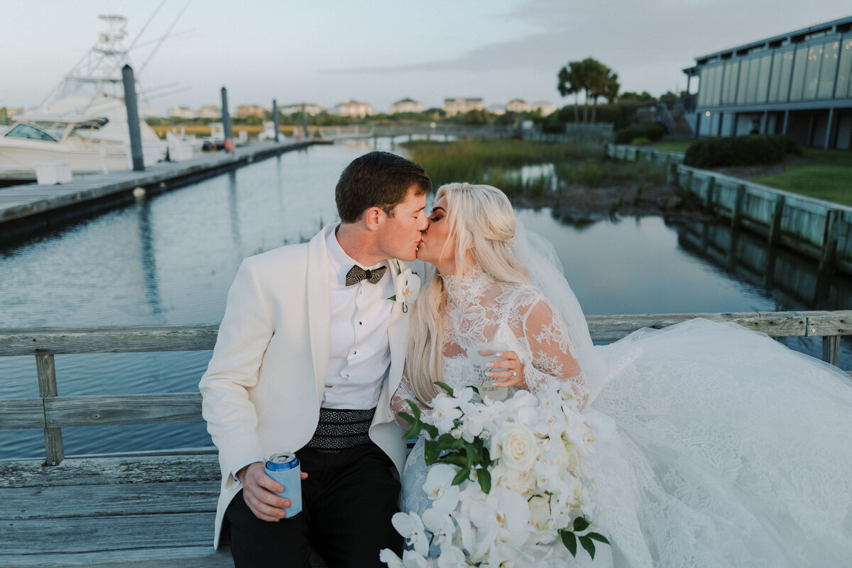figure-eight-island-yacht-club-wedding-080