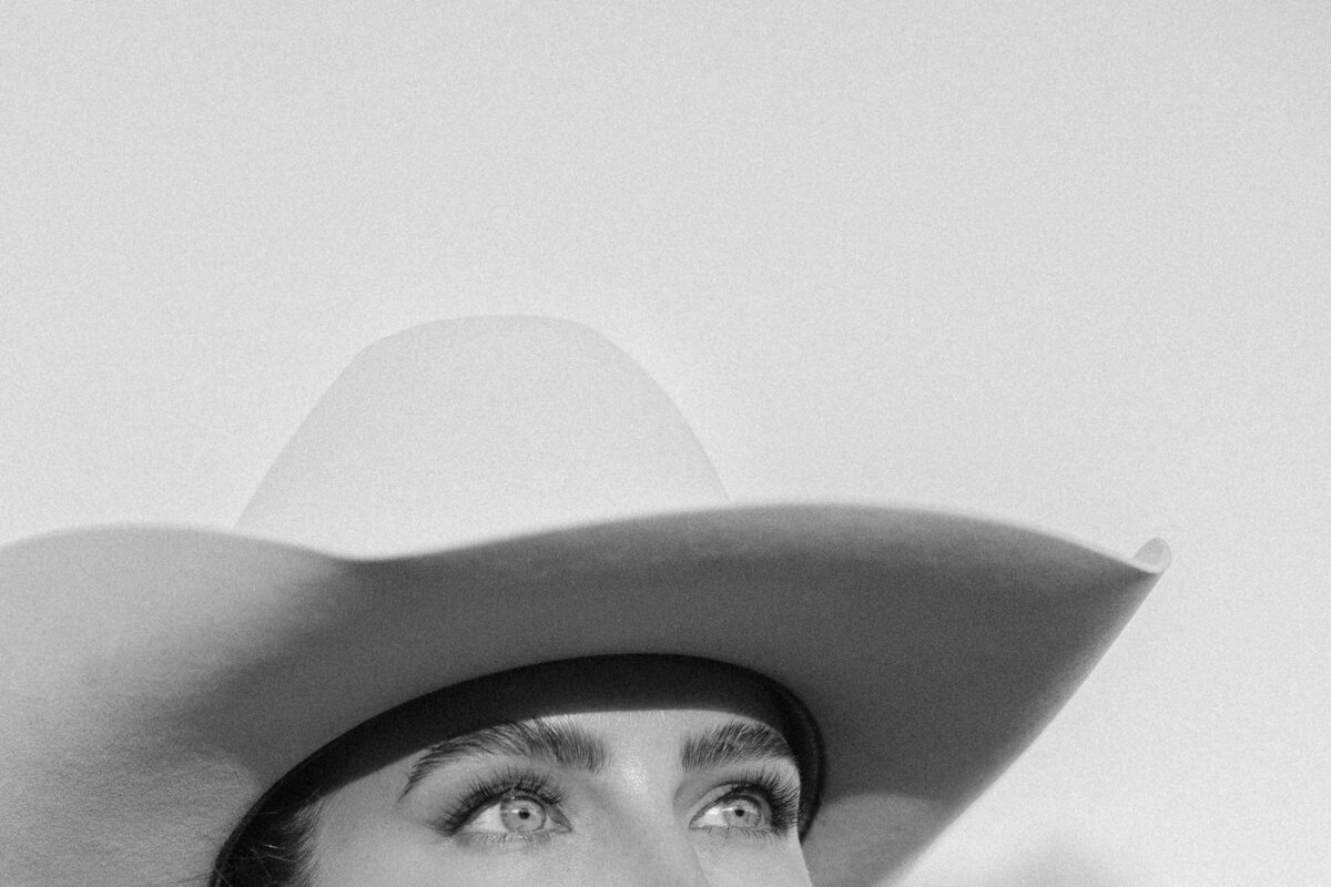 western-wedding-welcome-party-ranch-013