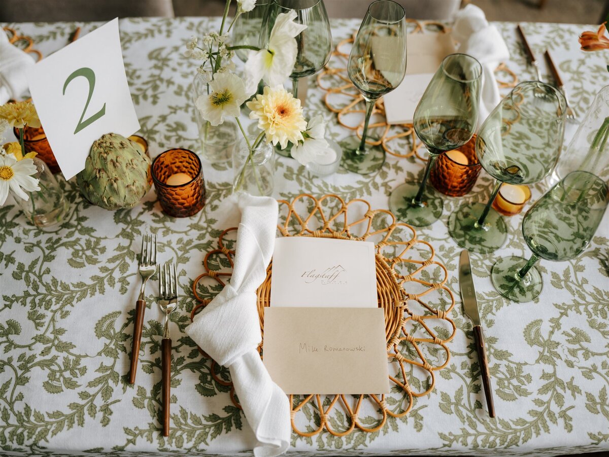 green and brown wedding theme