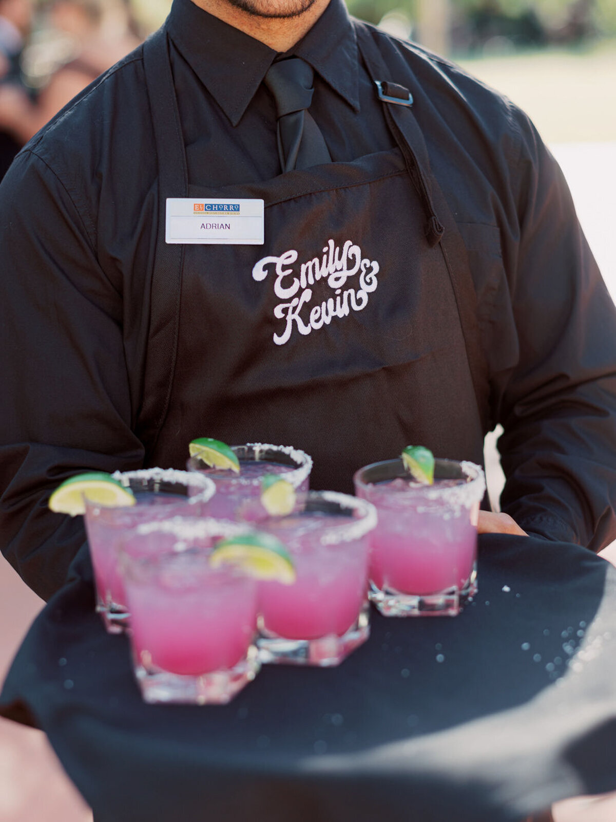 arizona-desert-wedding-apron-cocktails