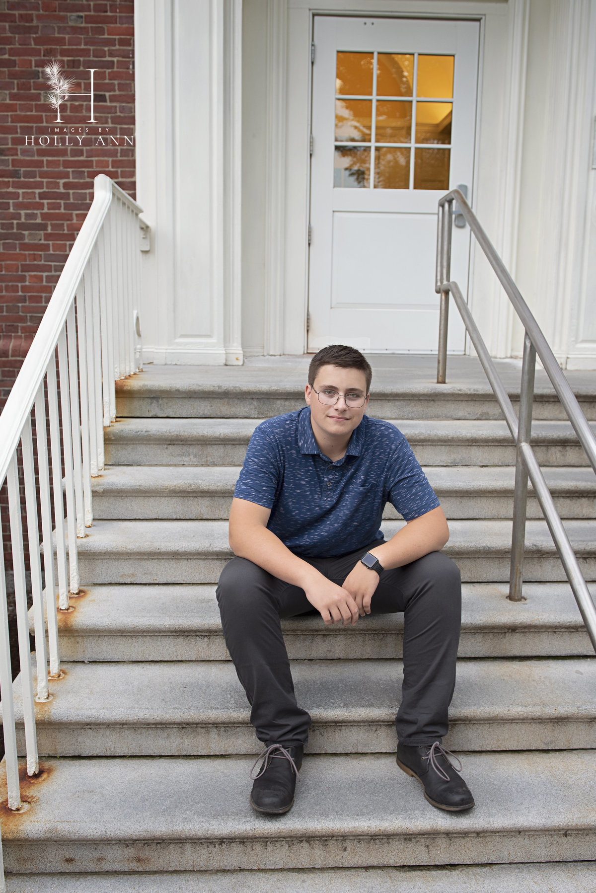 outdoor high school senior portrait session glens falls ny