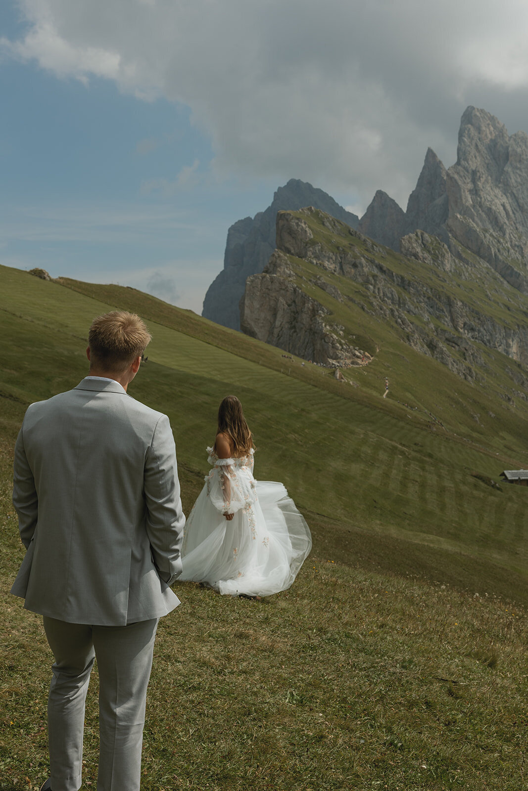 destination-wedding-elopement-photographer-italy-dolomites-seceda-documentary-tanya-davids-photo-film-52