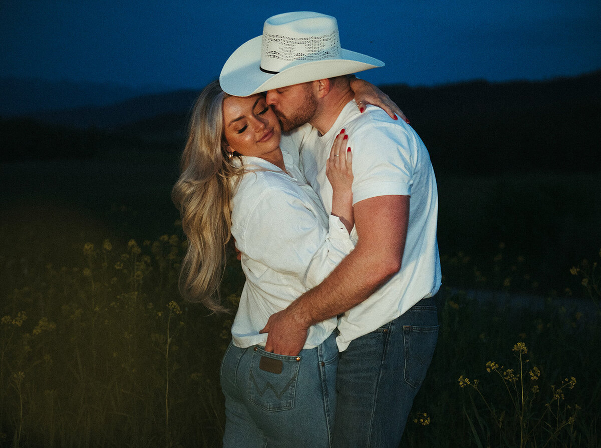 presley-gray-nighttime-western-montana-engagement9919