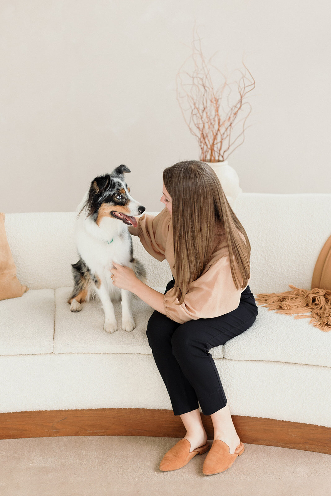 Arlyn Rozanski with her therapy dog