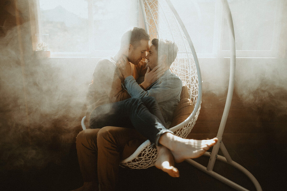 washington-engagement-lifestyle-anniversary-session-dawnphotopresets-dawn-photo-76