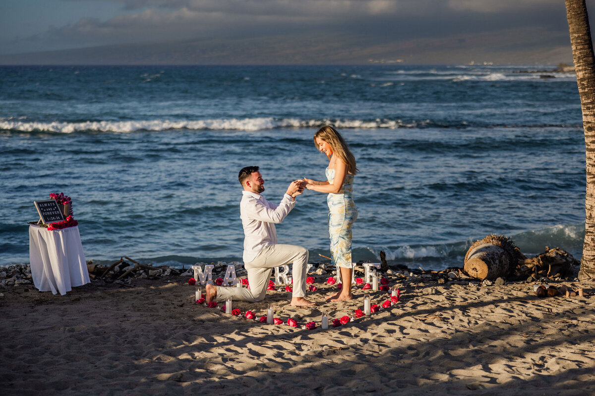 Hawaii-Proposal-Big-Island-Engagement (18)