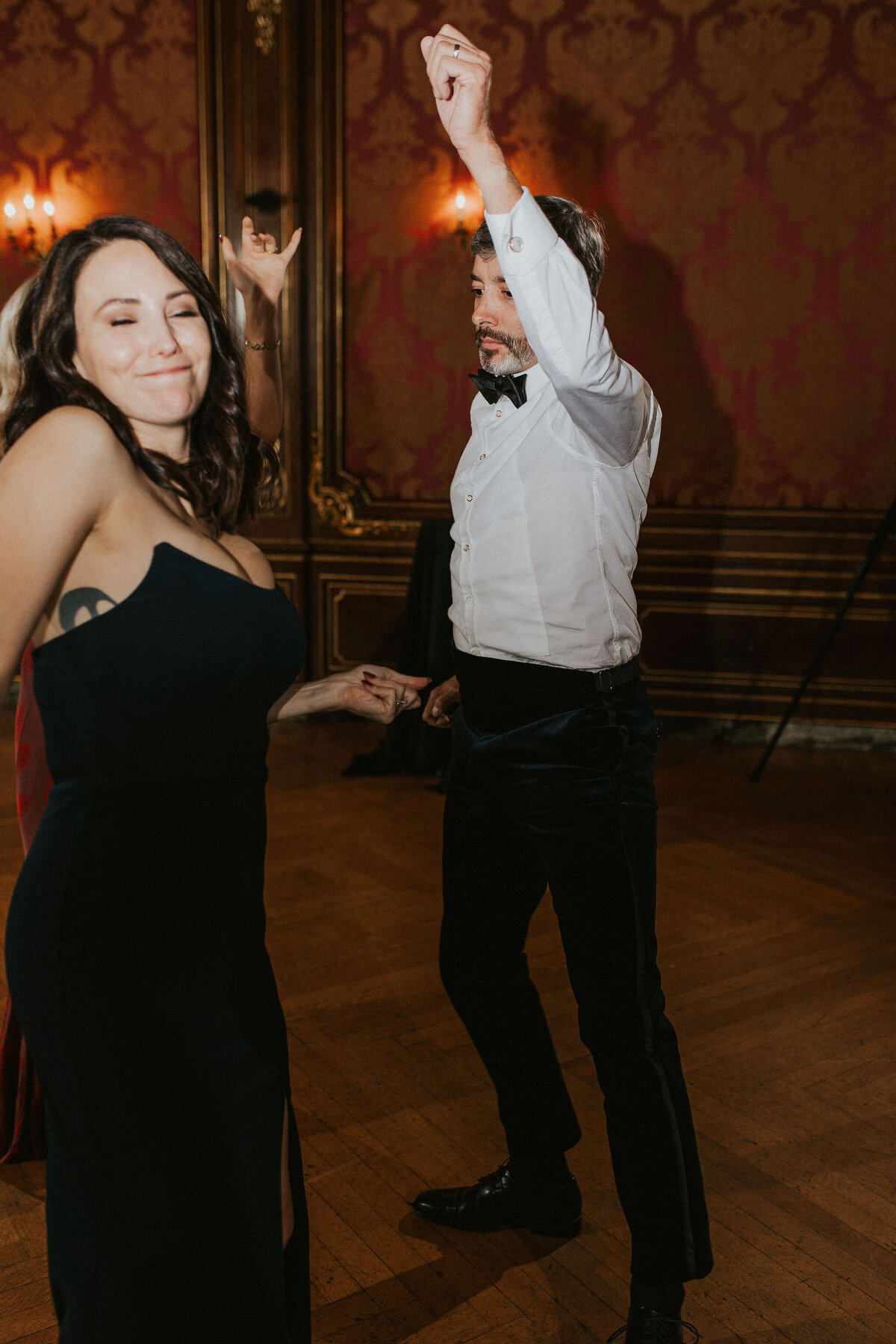WELLING-FLORES.Wedding.EngineersClub-rcptn-154
