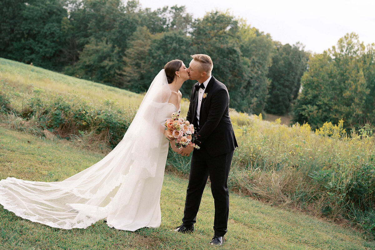 St. Louis Wedding Photographer175