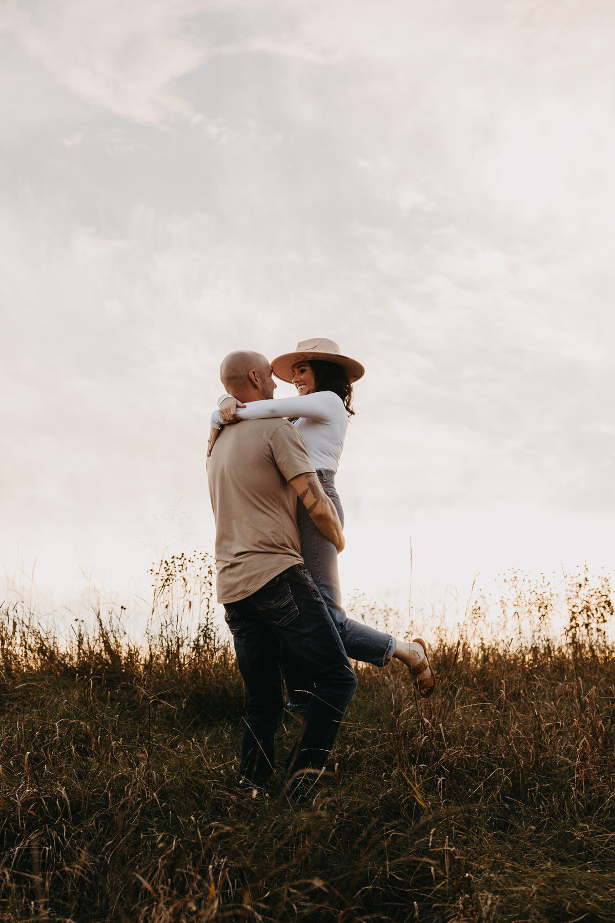engagement shoot prep guide | Sheboygan, WI Photographer 14
