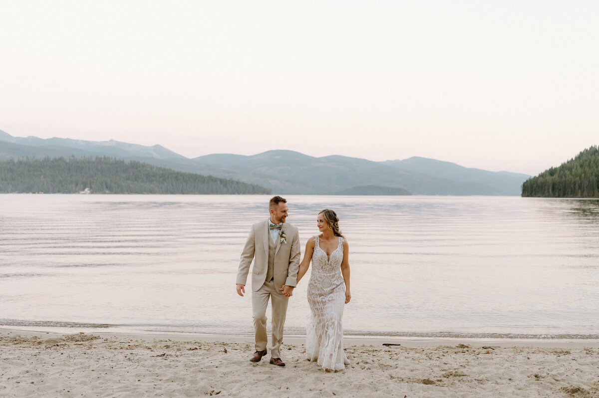 elkins_resort_priest_lake_idaho_wedding_photographer_11