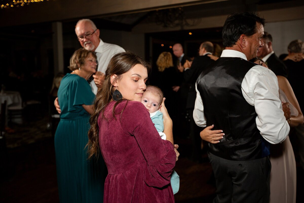 KatieTommy-CountryClubOfAVL-107