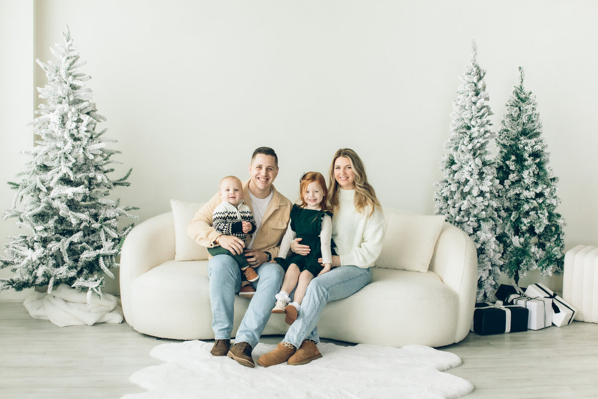 Holiday-Photos-2023-4