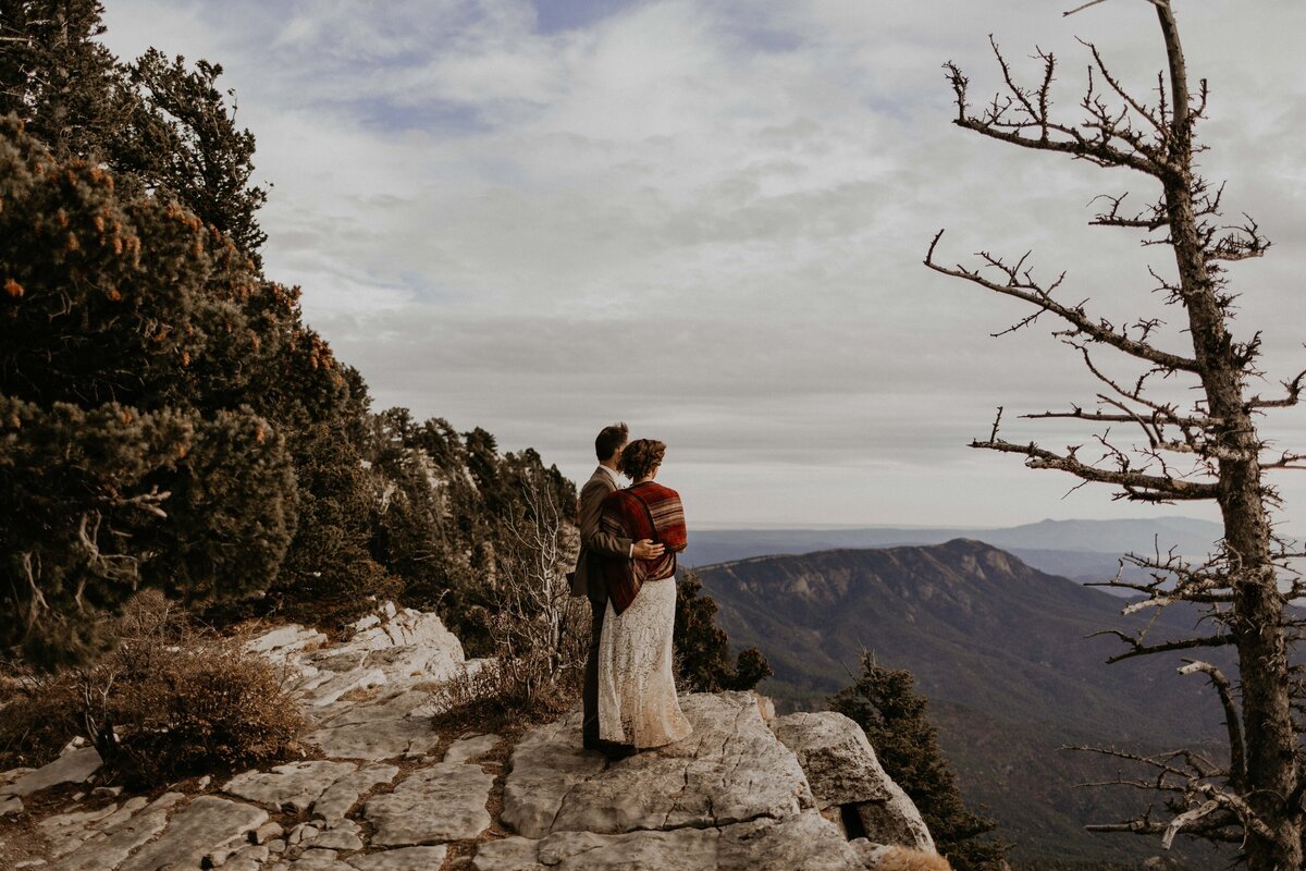 jemez-pueblo-sandia-crest-2-day-elopement-new-mexico-42