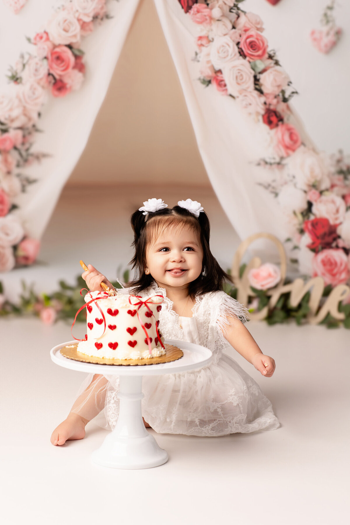 Fayetteville AR cake smash photographer, Springdale AR cake smash portraits, baby milestone portraits NW Arkansas