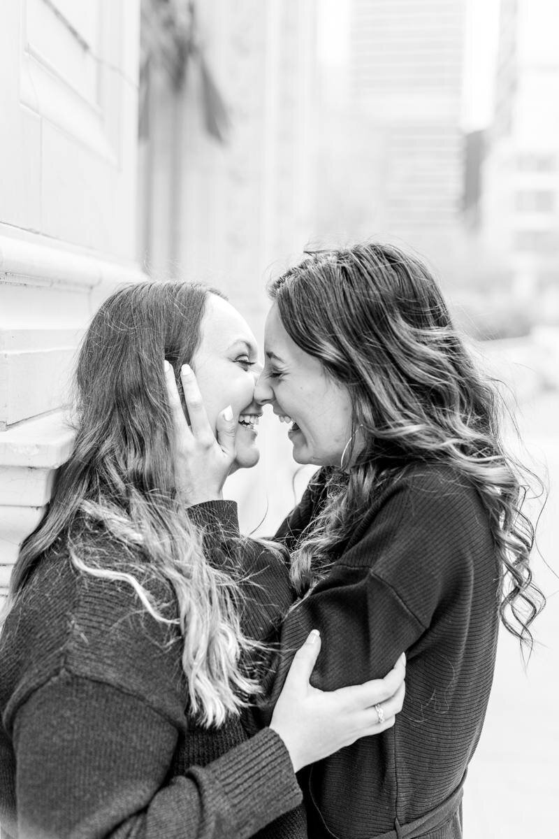 downtown-chicago-engagement-photographer_0002