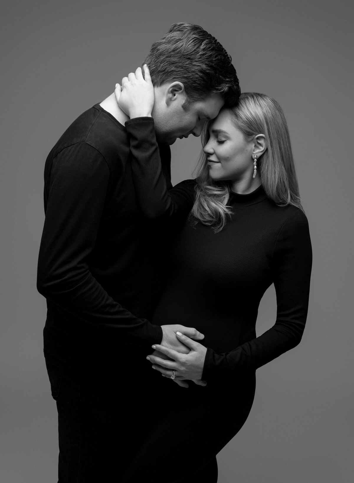 studio-maternity-photographer-austin-2