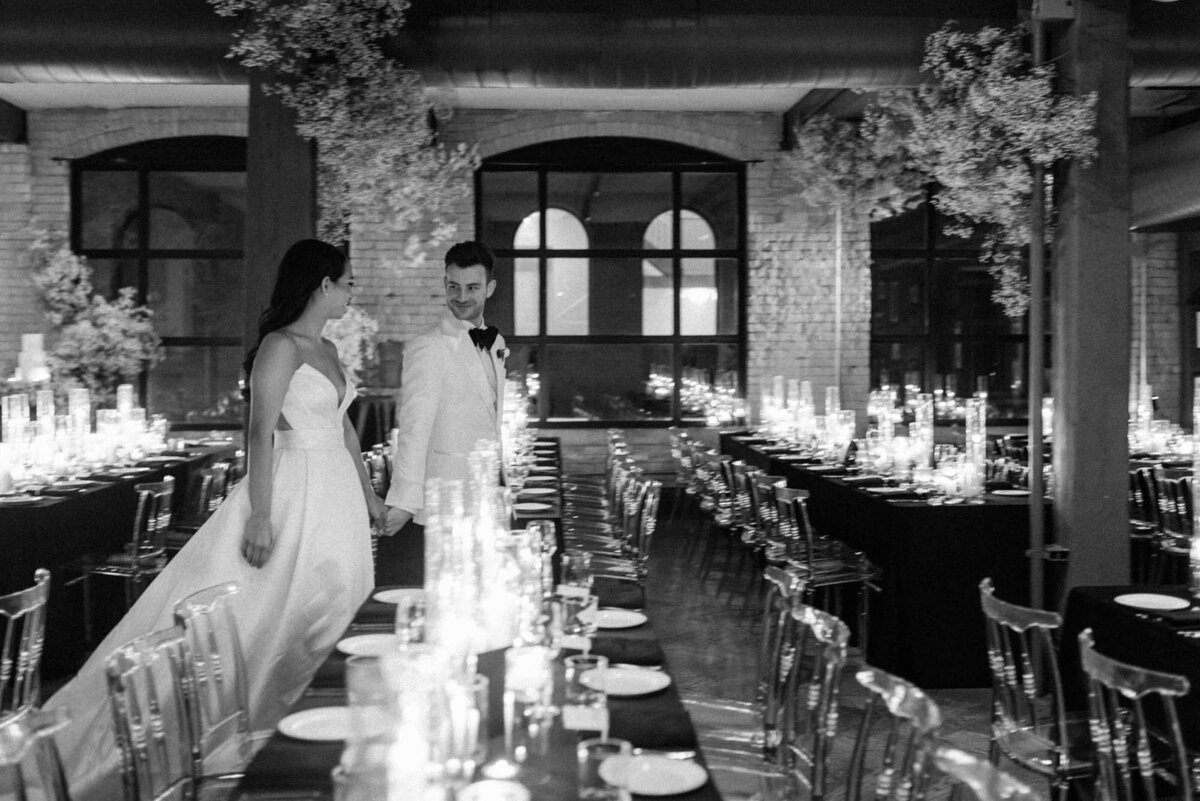 515-Storys-Building-Toronto-Canada-Raquel-Matthew-Wedding-34