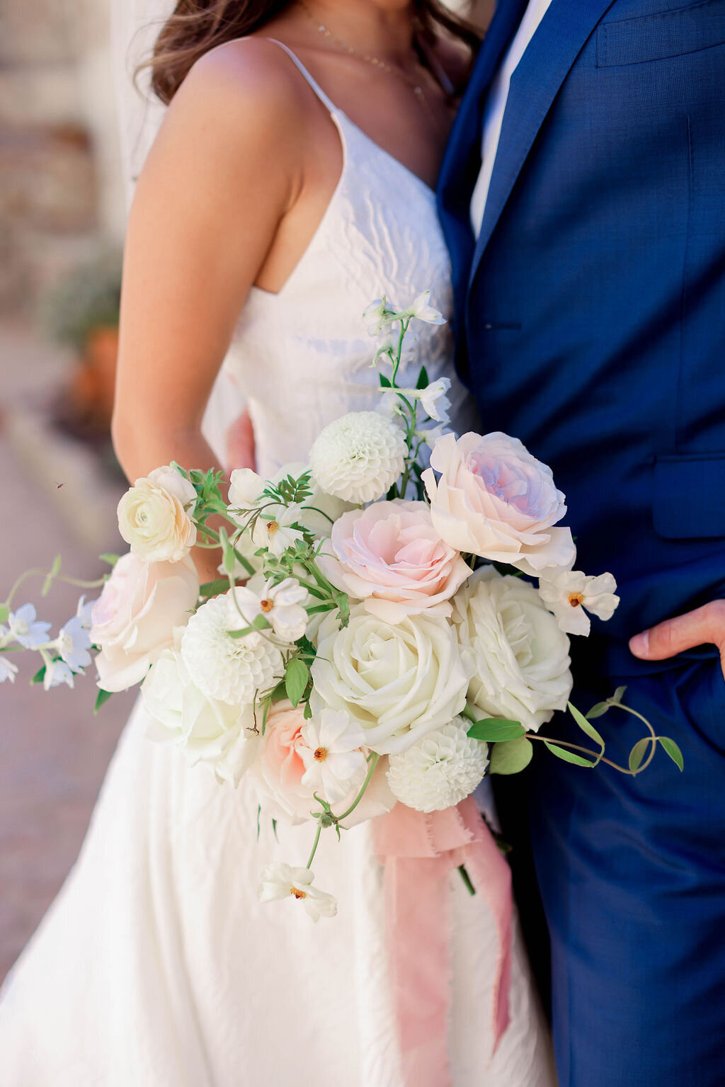 romantic-wedding-bouquet-orange-county-wedding-photographer-sarah-block