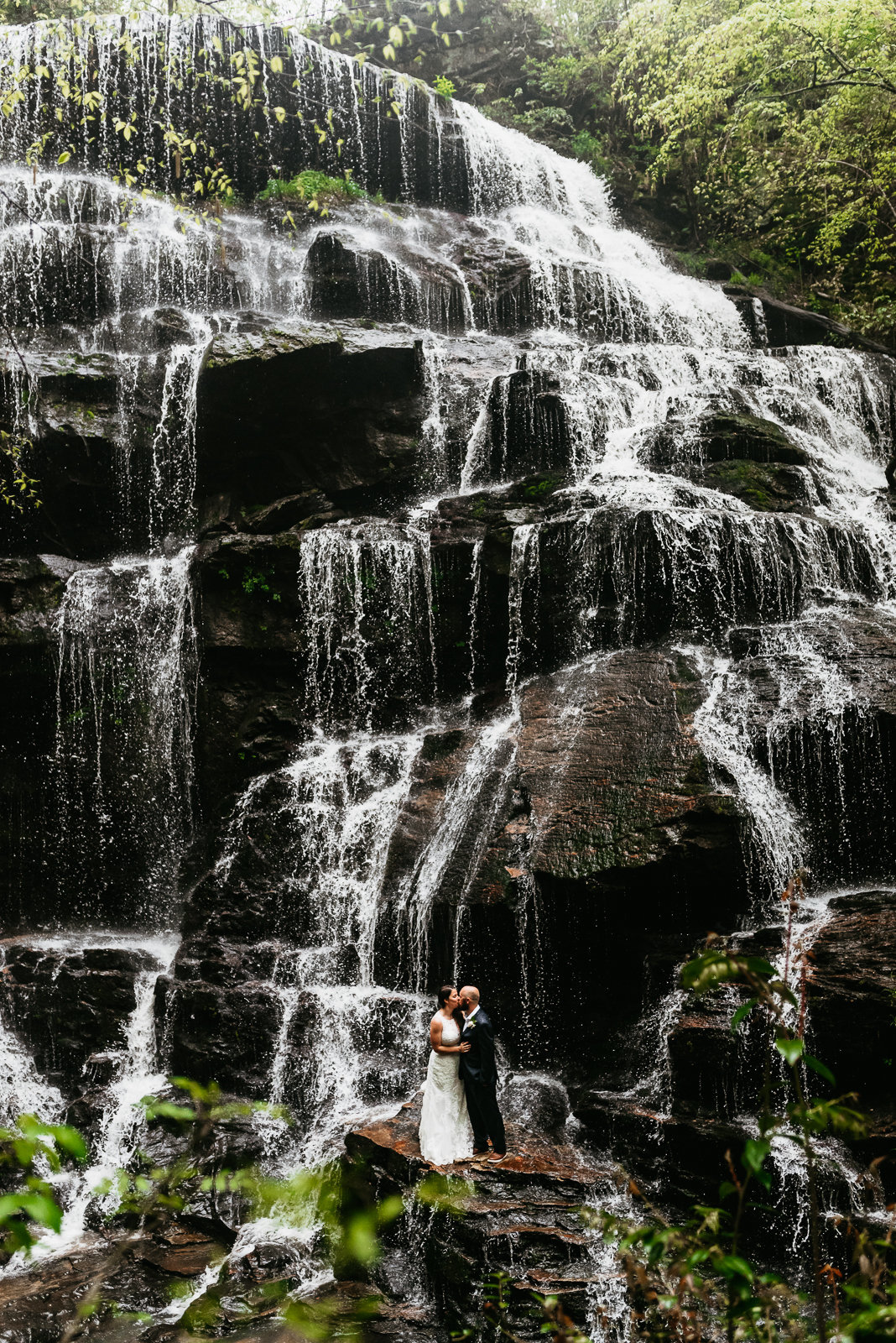 south-carolina-adventure-wedding-photographer-waterfall