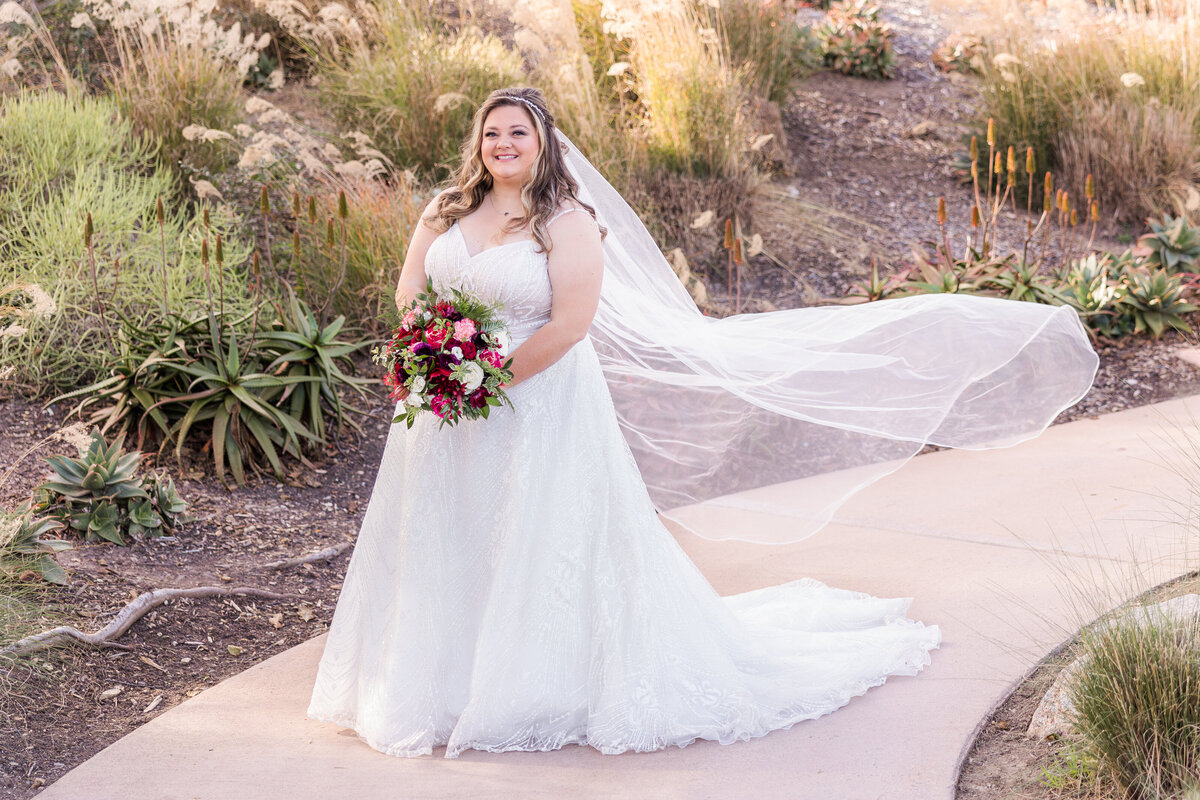 bride-at-the-crossings-carlsbad-san-diego