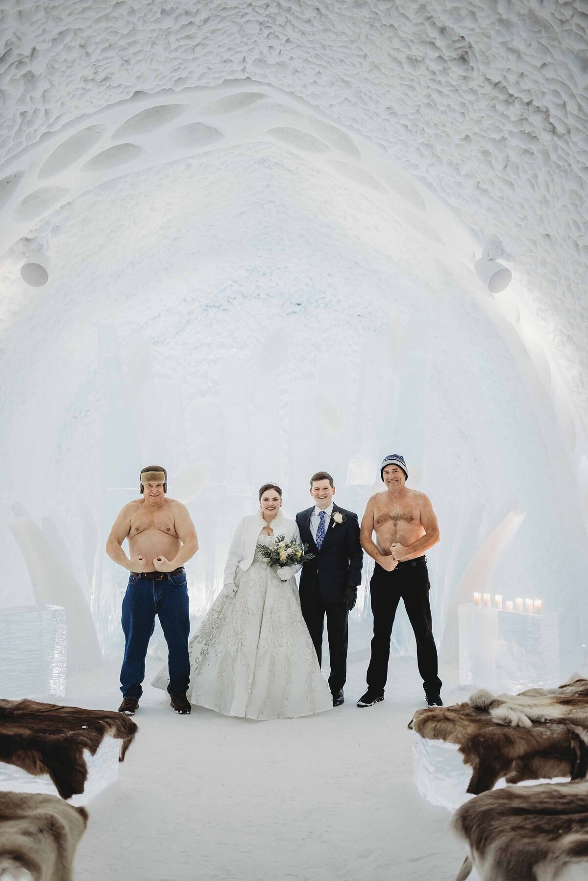 icehotel-weddings-winter-weddings-vinterbröllop-fotograf-kiruna-photographer-wedding-photographer109107
