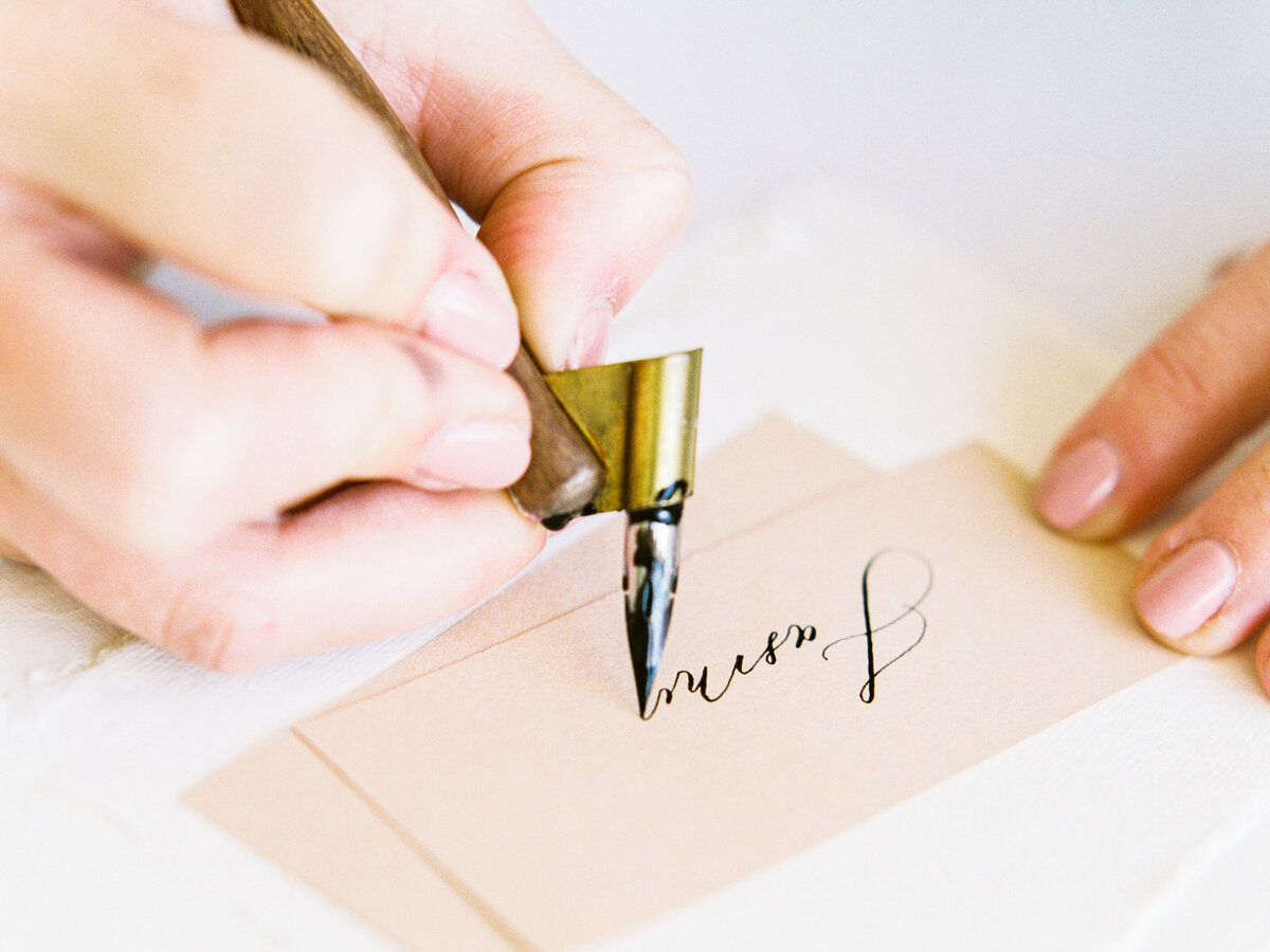 weareorigami-mmc-calligraphy-branding-0033