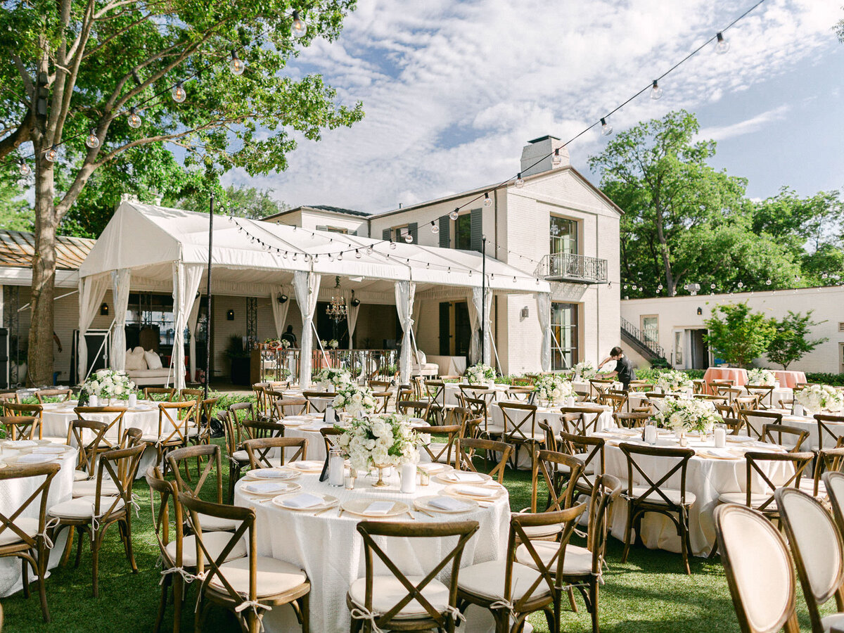 White house garden outdoor reception tables Dallas Arboretum Wedding