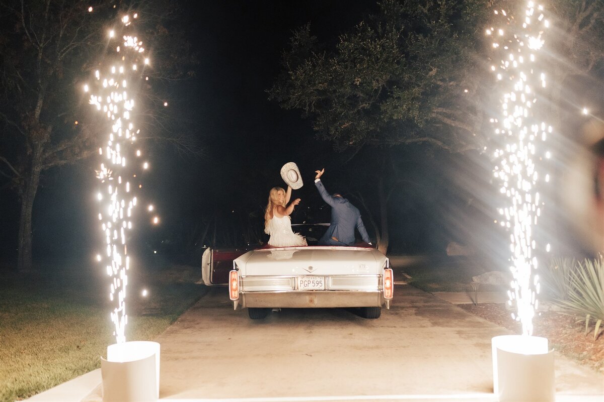 Videre-Estate-Wedding-Cold-Sparks