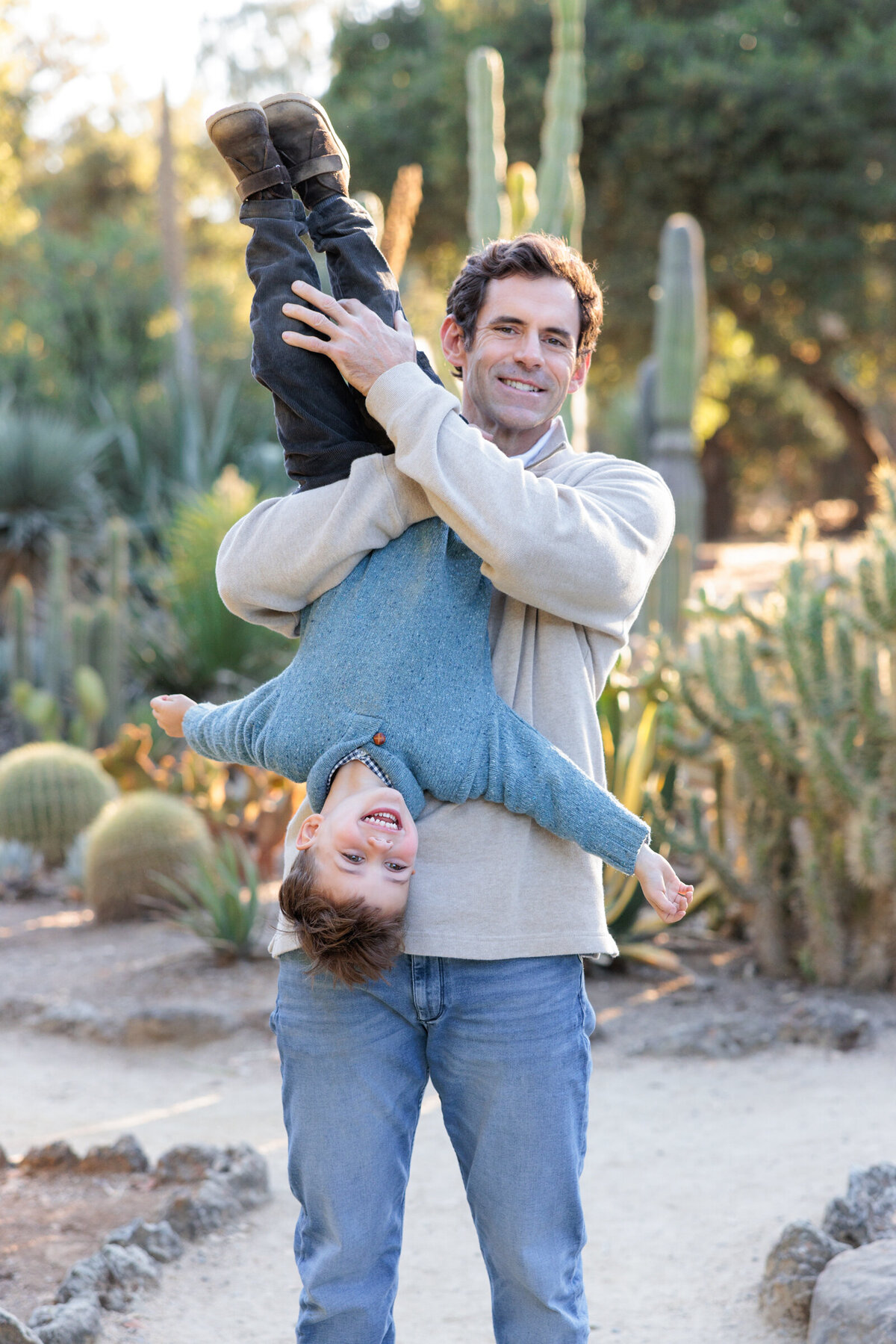 Best Palo alto family photographer, best bay area family photographer in palo alto. Palo alto family portrait session, Professional portrait photographer in Palo Alto