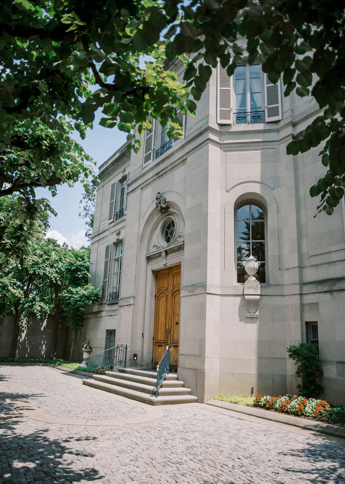 Vicki Grafton Elevated DC Wedding Photographer Meridian House 088