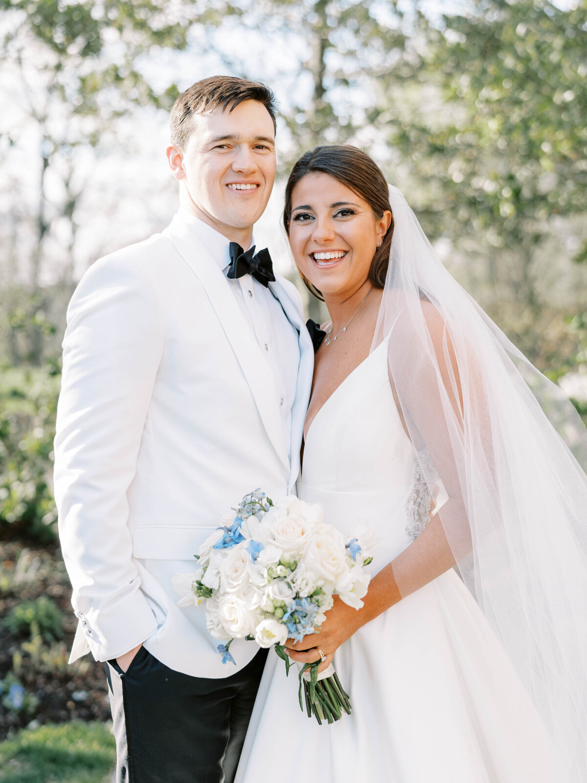 cairnwood-estate-spring-wedding-philadelphia-photographer-Bride-Groom_036